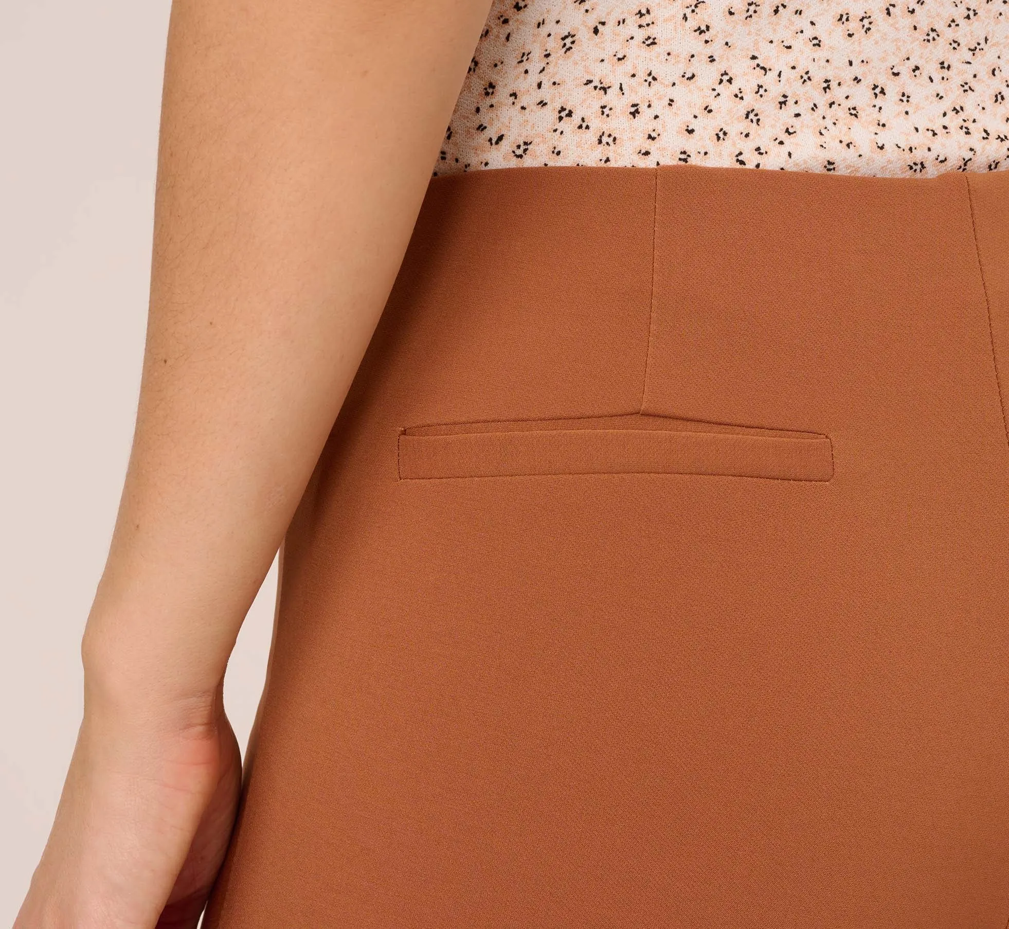 Cropped Pull-On Pant With Tailored Details In Terracotta