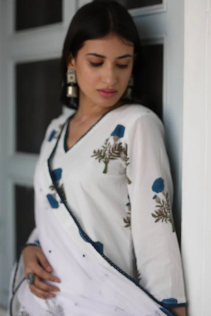 Kiara handblock mugal print white straight set