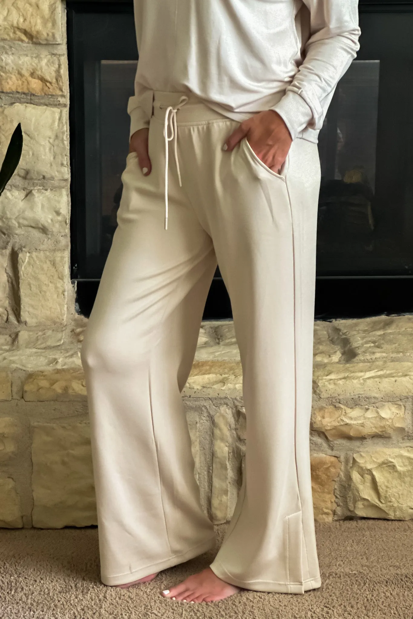 Layne Athleisure Wide Slit Leg Pants : Dove