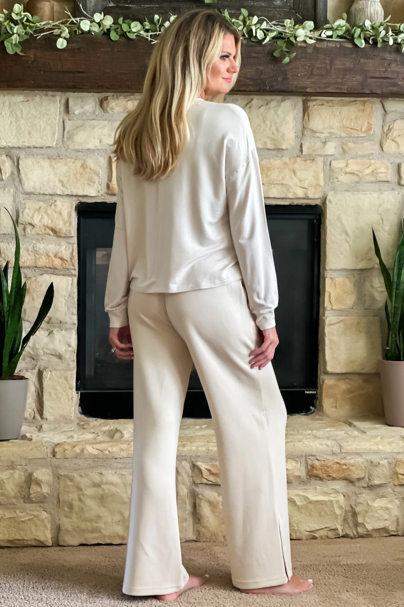 Layne Athleisure Wide Slit Leg Pants : Dove